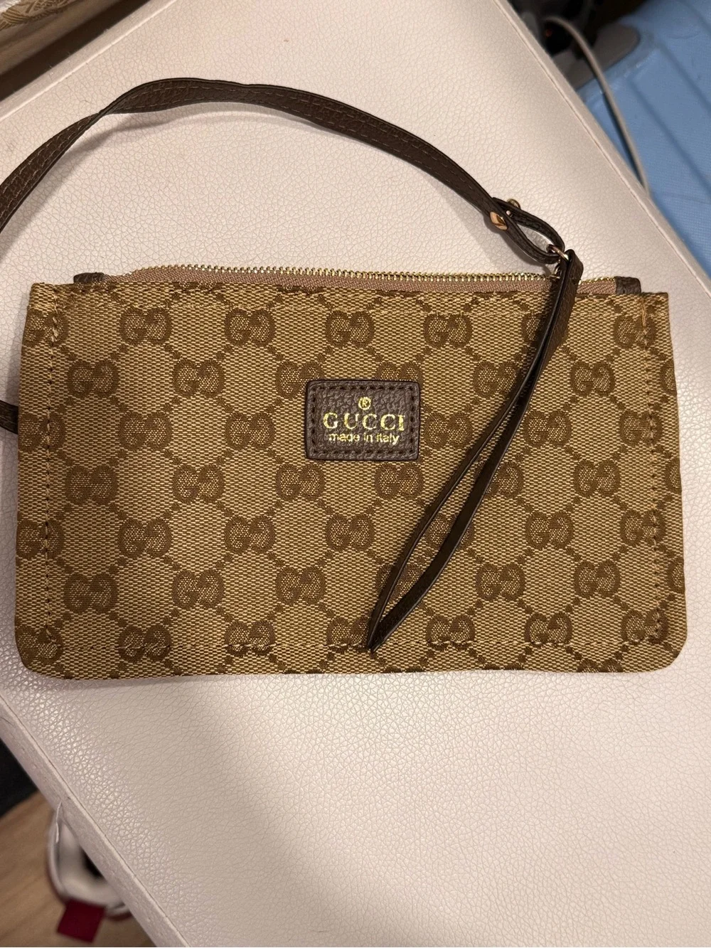 CLUTCH - Picture 13 of 13